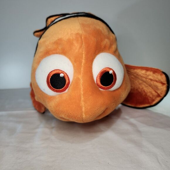 Finding Nemo 16” Plush Clown Fish Genuine Original Authentic Disney Store - Picture 2 of 12